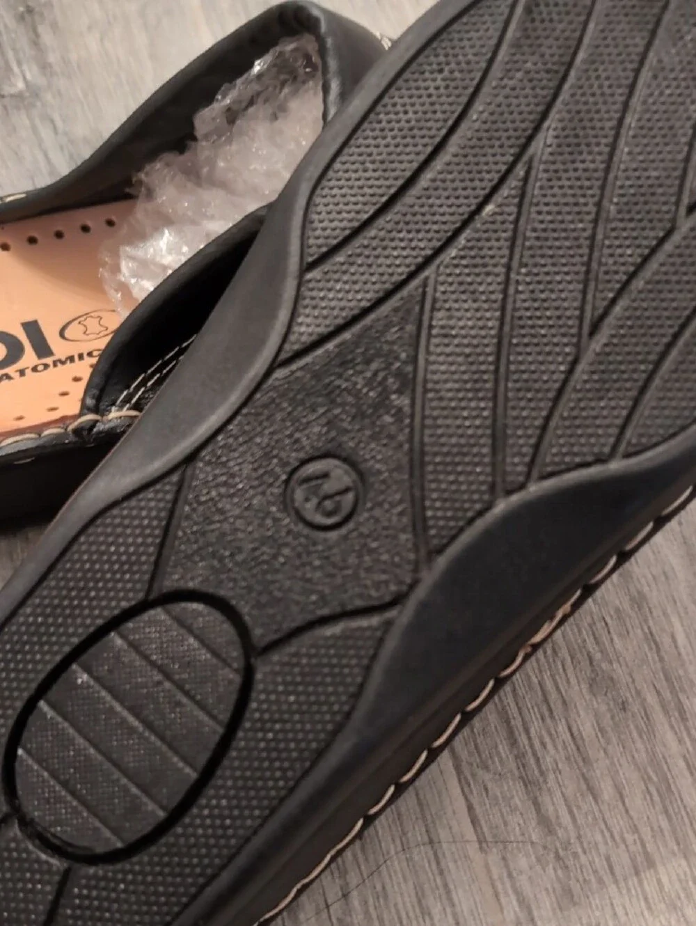 Ledi Anatomic black leather